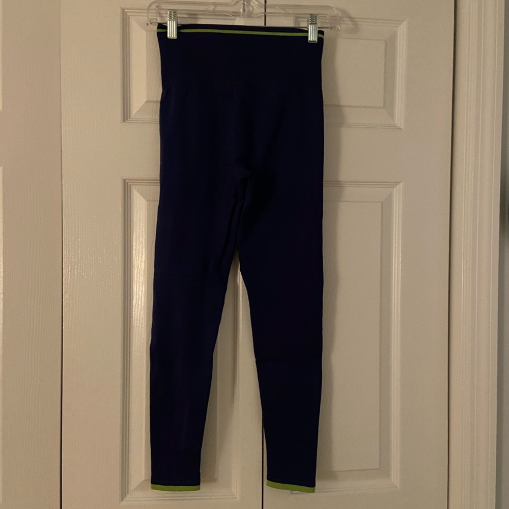 SoulCycle Ribbed Set - Picture 4 of 7